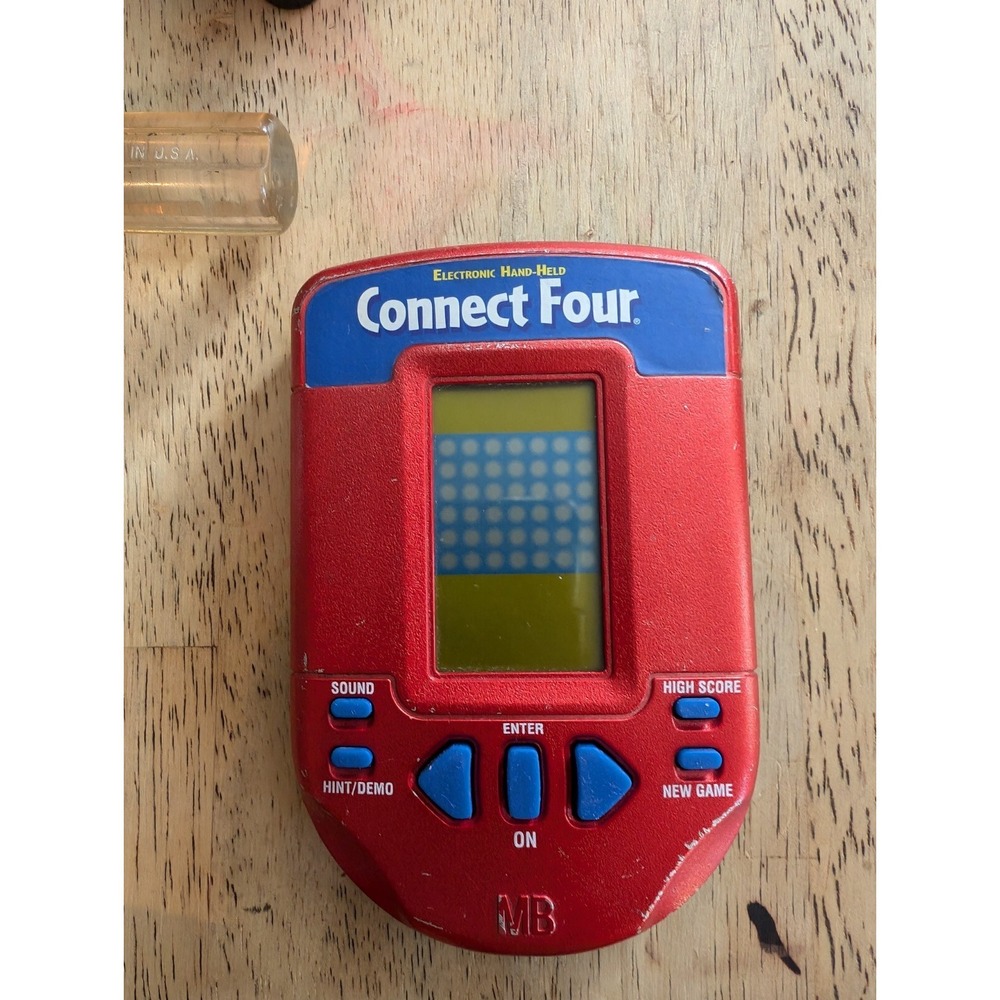 Connect Four Hasbro 2002 Red Handheld Electronic Game TESTED Works - Picture 5 of 6